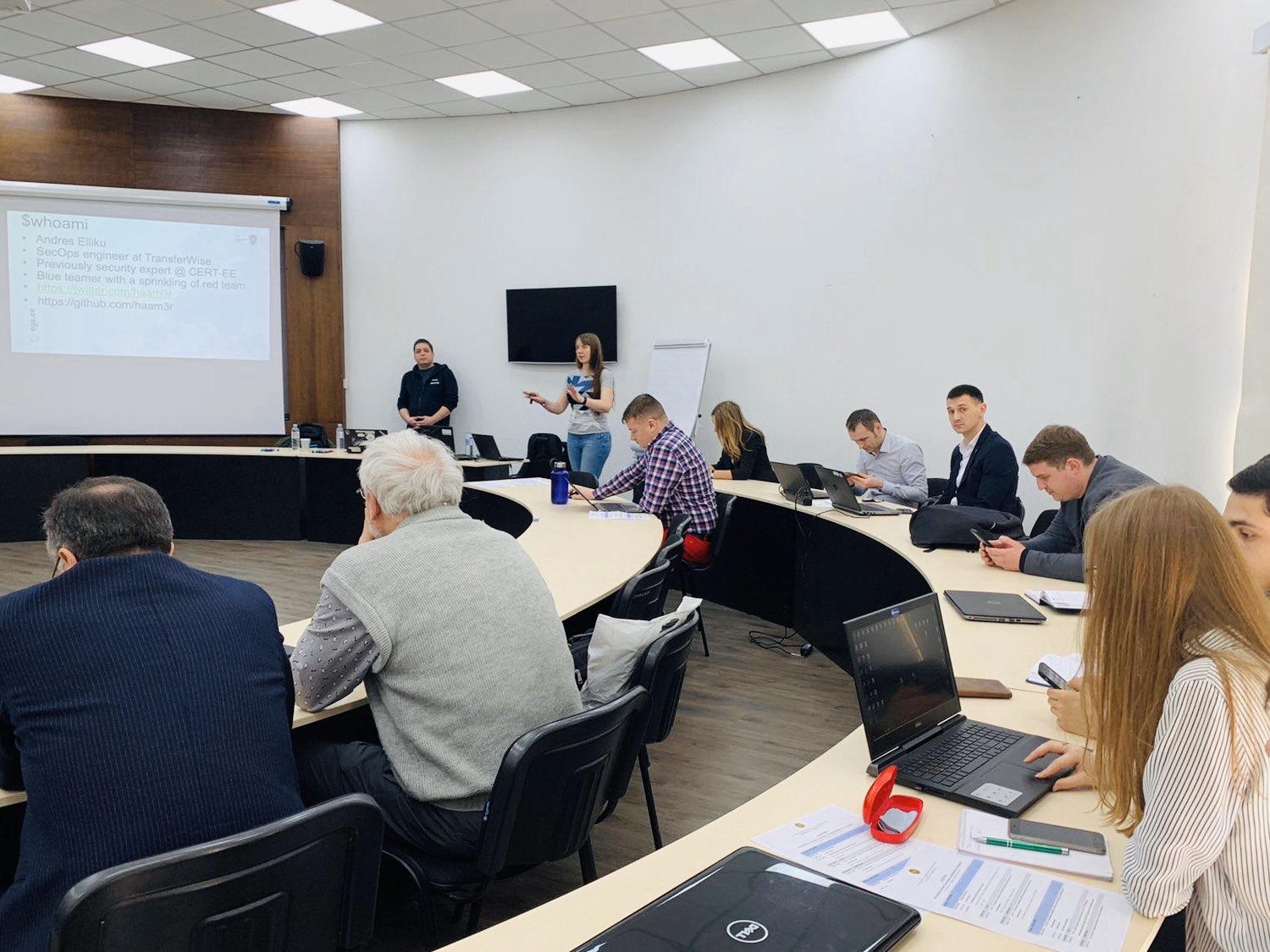 Specialiști TI și responsabili de securitatea cibernetică participă în cadrul Workshop-ului "Gestiunea Incidentelor Cibernetice", 17-18 februarie 2020