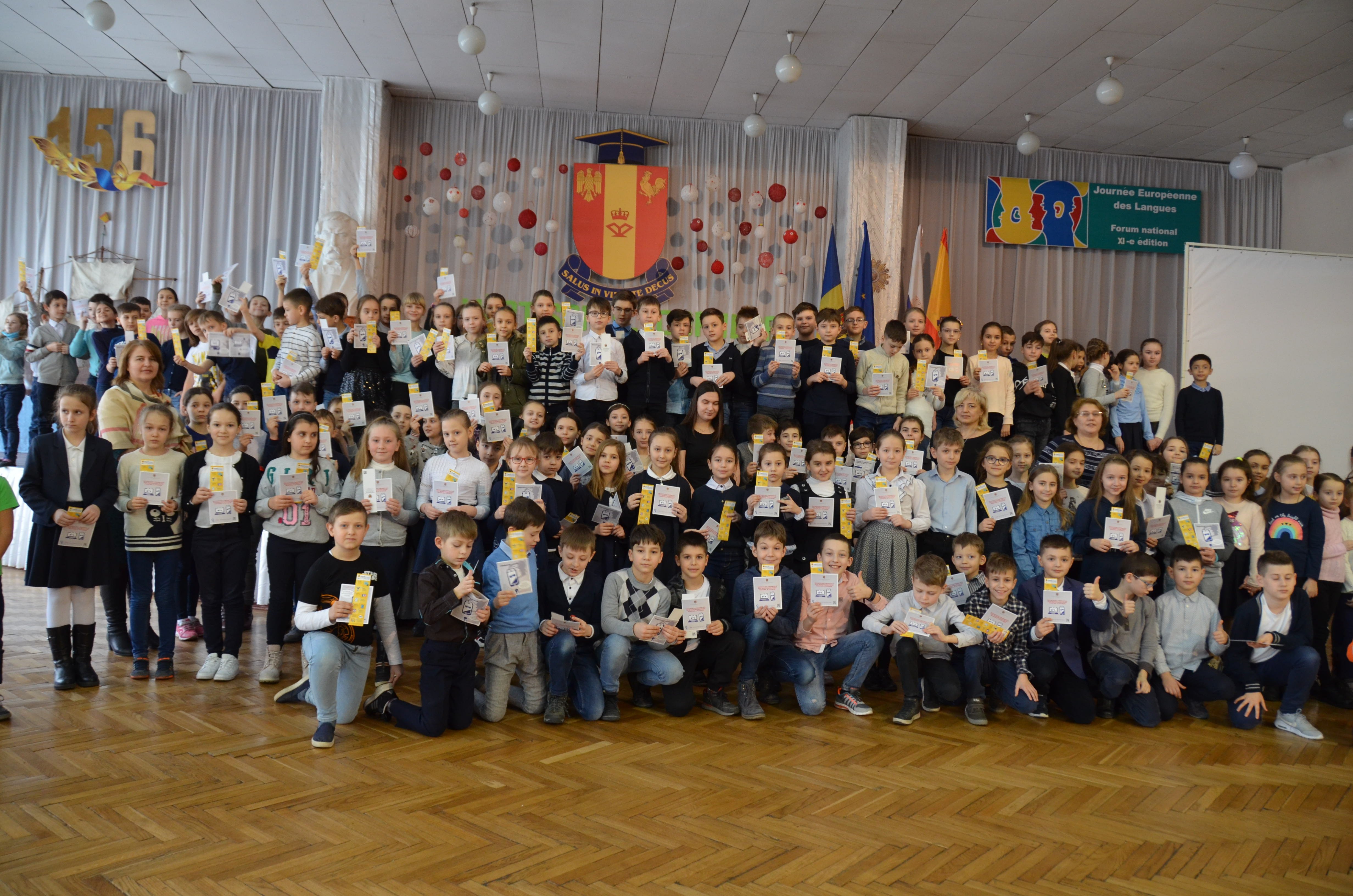 Serviciul Tehnologia Informației și Securitate Cibernetică a desfășurat o lecție de siguranță pe Internet pentru elevii de la Liceul Teoretic „Gheorghe Asachi”