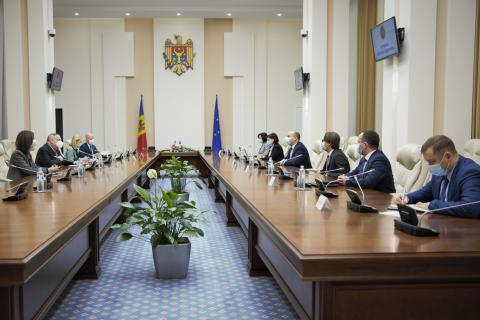 Întrevedere moldo-americană.